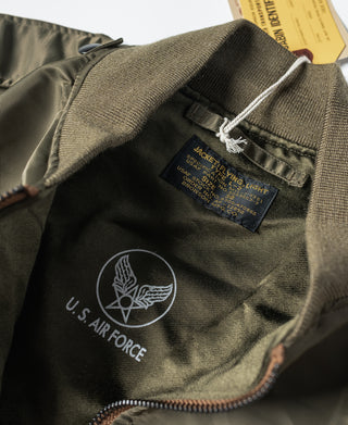 Fliegerjacke der US Air Force Typ L-2